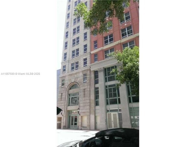 Building Photo - 111 E Flagler St