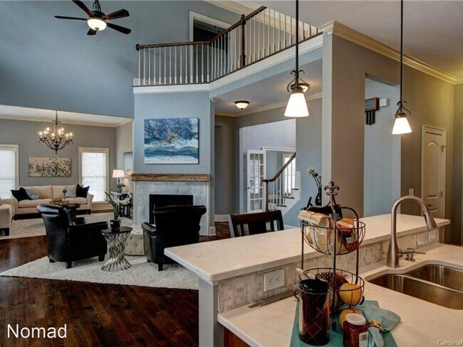 Foto del edificio - 4 br, 4 bath House - 11841 Churchfield Ln