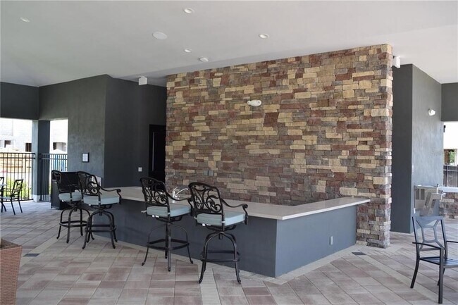 Foto del edificio - 8821 Milestone Dr