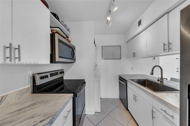 Foto del edificio - 333 SW 86th Ave