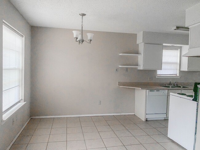 Foto del edificio - 6415 27th St