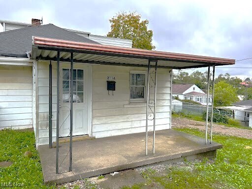 Primary Photo - 211 Ravine St