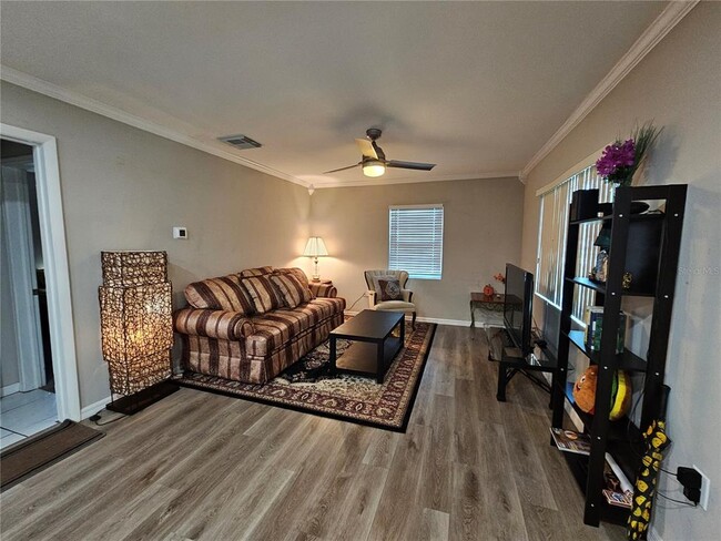 Building Photo - 2117 Ivey Ln