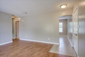 Building Photo - 2339 Walden Dr