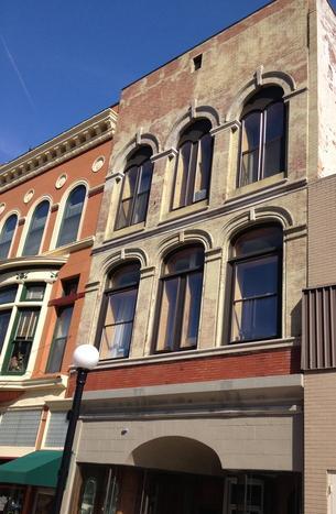 Foto principal - 309 N Main St