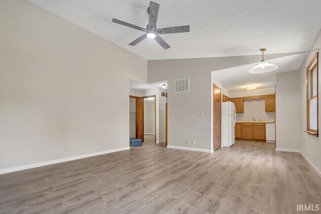 Foto del edificio - 5000 Rockport Rd