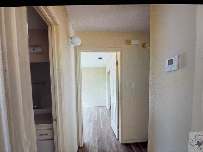 Foto del edificio - 116 E 37th St