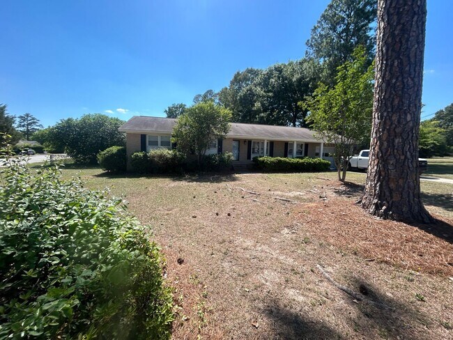 Foto del edificio - 1015 Walters Ln