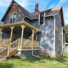 Building Photo - 1101 SW Taylor St