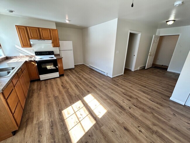 Foto del edificio - 231 Constant Ave