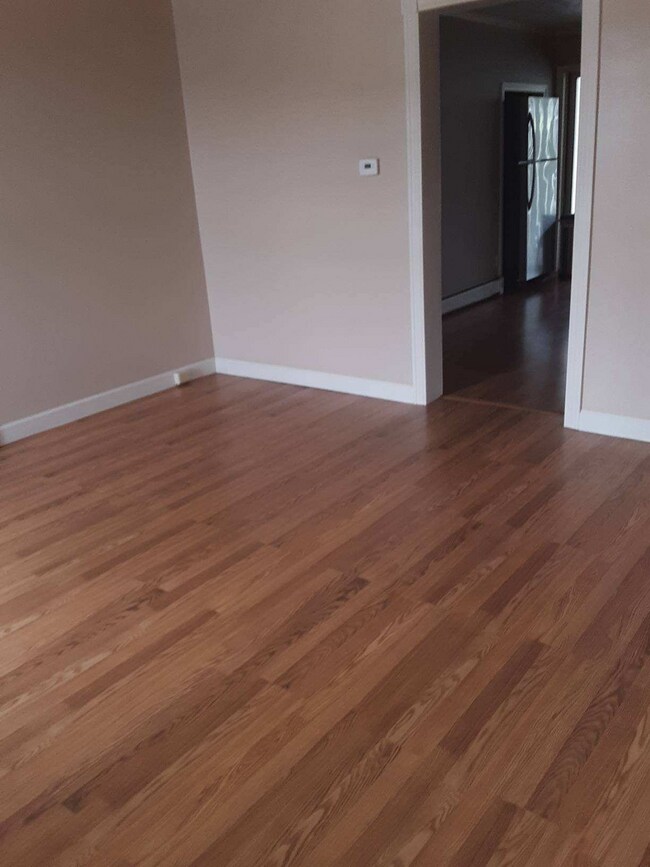 Foto del edificio - 4154 Murray Ave