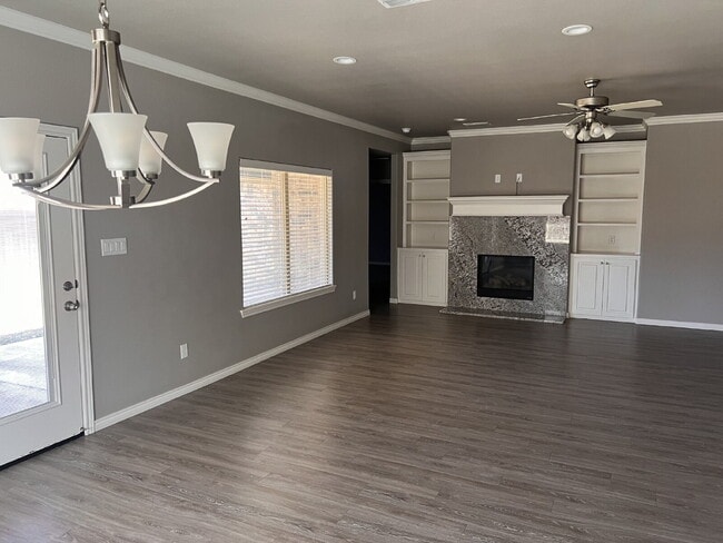 Building Photo - 3 Bedroom Home in Shallowater