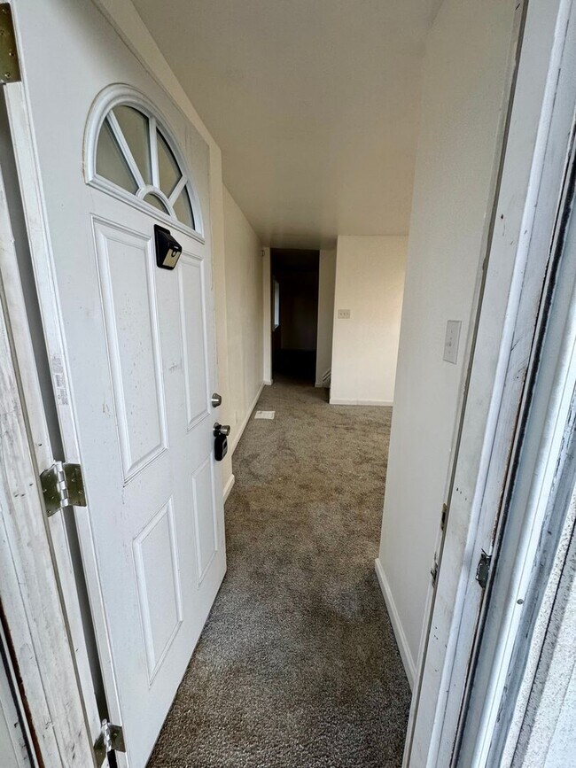 Foto del edificio - Charming 3 Bed 1 Bath Home! Recently Updated!