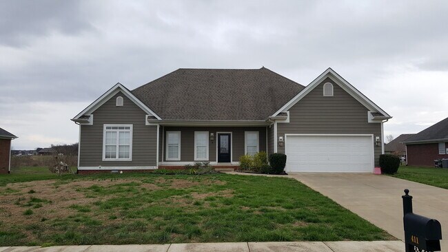 Foto del edificio - 4 Bdrm, 2 Bath, 2 Car Garage