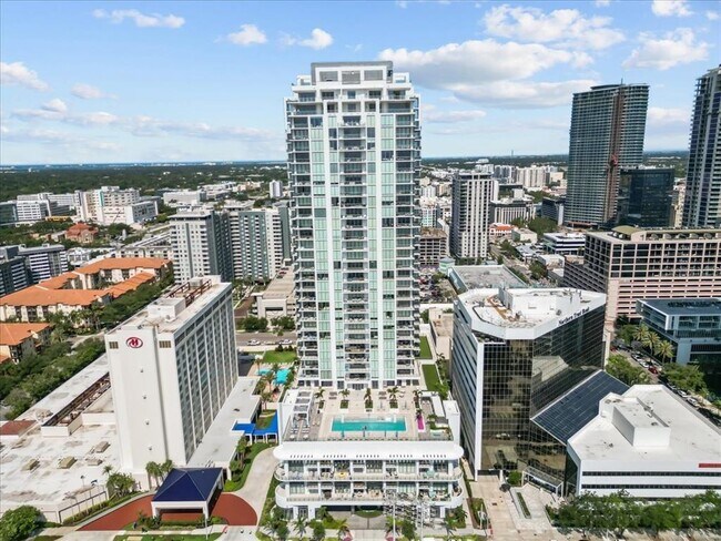 Foto del edificio - 301 1st St S