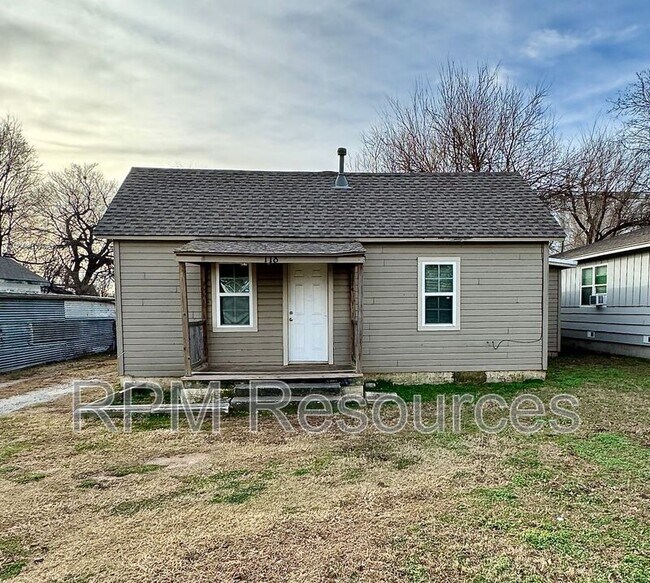 Photo - 118 Birch Ave House