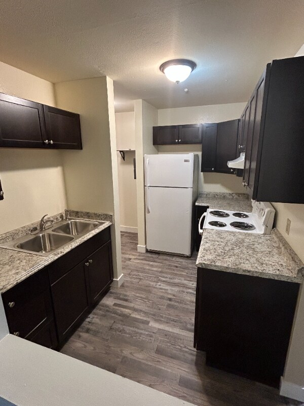 Foto principal - 211 Castner St