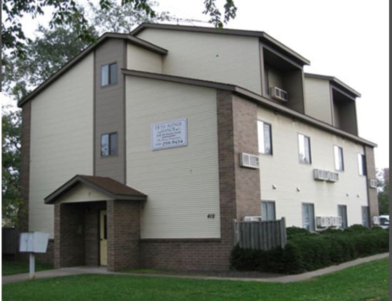 Primary Photo - 418 5th Ave S