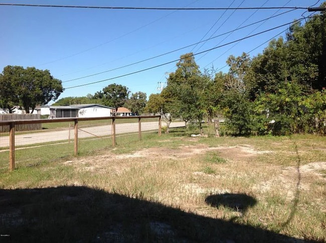 Building Photo - 1185 Bonnymede Dr