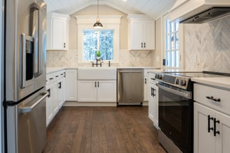 Building Photo - 497 Springfield St