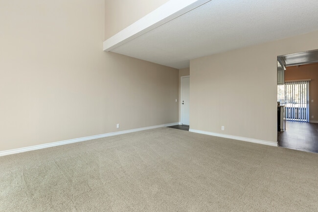 Building Photo - Birchwood Village Apartment Homes
