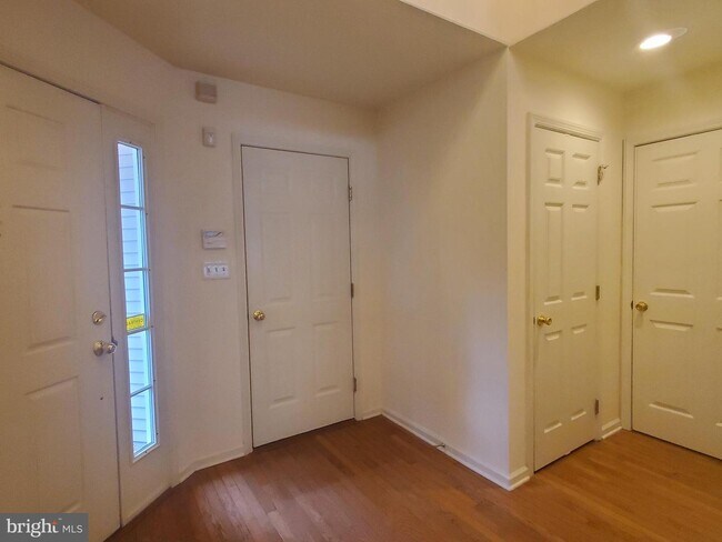 Foto del edificio - 224 Colt St