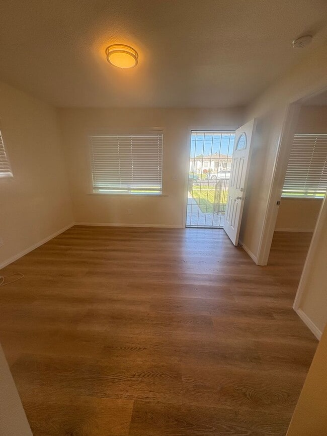 Foto del edificio - 232-248 Wolff Street