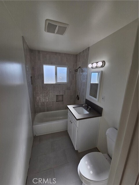 Foto del edificio - 554 E Hurst St