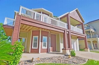 Building Photo - 131 Starboard Dr