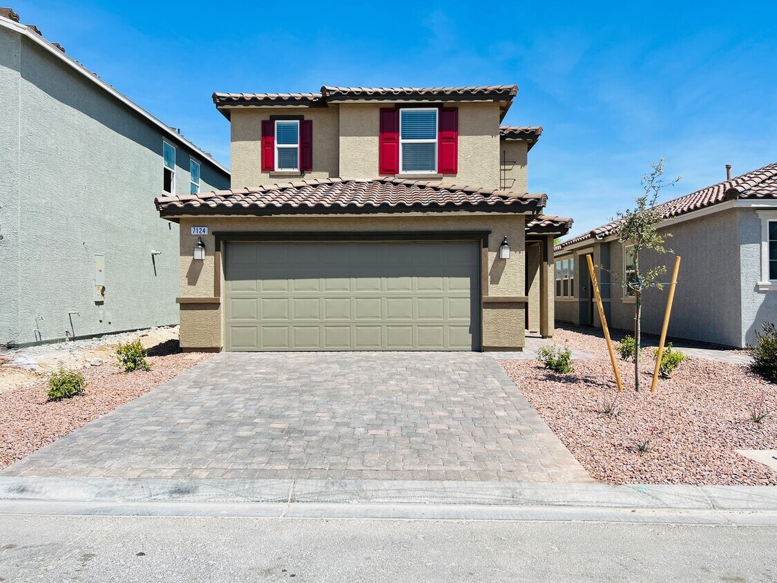 Primary Photo - Tustin Russell & Timber Creek