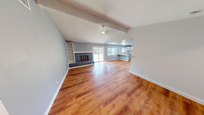 Building Photo - Lovely Round Rock Home!