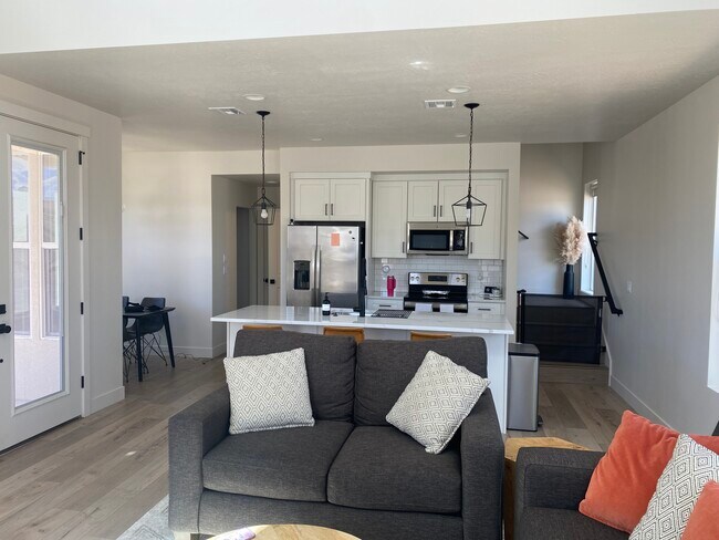 Foto del edificio - 5515 S Carnelian Pky