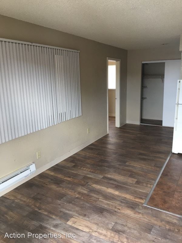 Building Photo - 1360 Nannette Cir