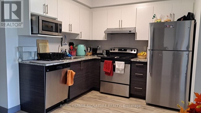 Building Photo - 258B Sunview St