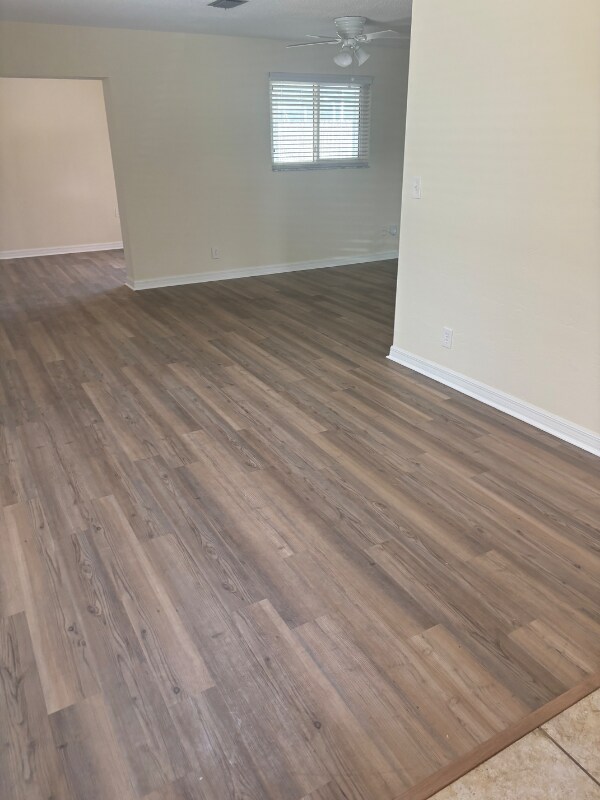 Foto del edificio - 1317 Golfview Dr