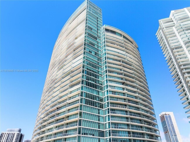 Building Photo - 888 Biscayne Blvd