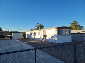 Building Photo - 1692 Williams Dr
