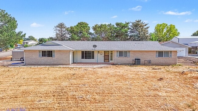 Building Photo - 11875 W Hidden Valley Rim Rd