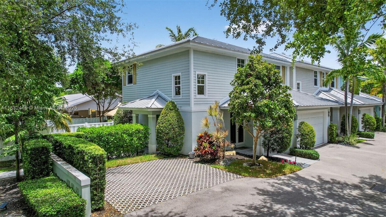Foto principal - 608 SW 15th St