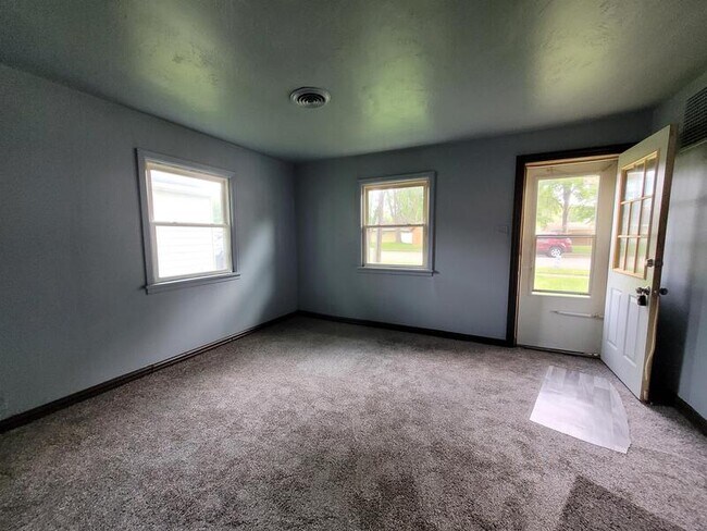 Foto del edificio - 929 Biemeret St