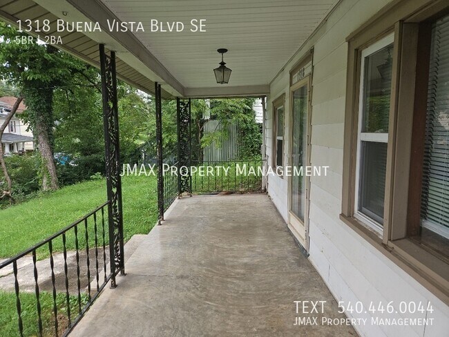 Foto del edificio - 1318 Buena Vista Blvd SE