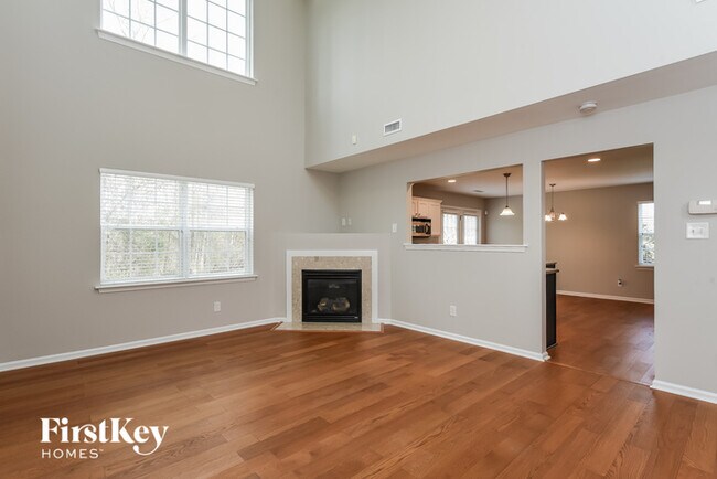 Foto del edificio - 1929 Sterling Hill Dr