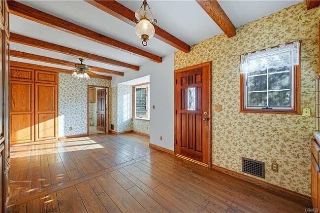 Foto del edificio - 1527 Royal Oaks Dr