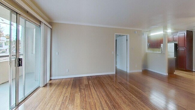 Building Photo - 1/Bed. Condo in Woodland Hills, Warner Center !!