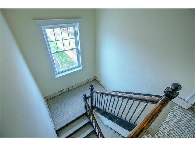 Building Photo - 710 Leland Ave