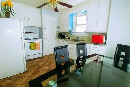 Foto principal - 4517 Fulton Rd