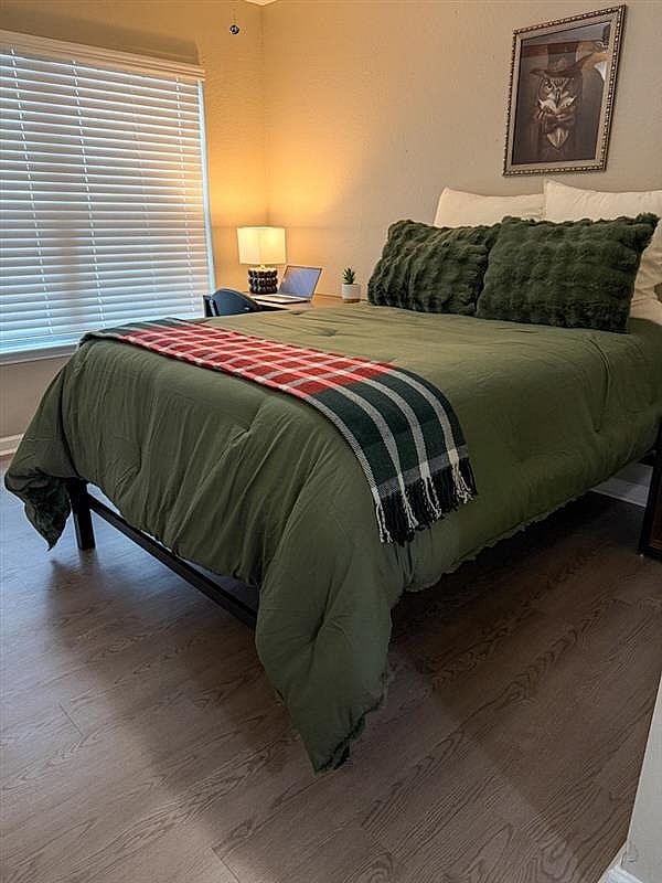 Building Photo - The Harbor