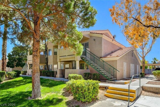 Foto del edificio - 2216 Benmore St