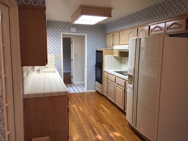 Foto del edificio - Willow Glen 3 bedroom home