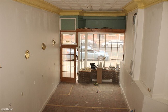Building Photo - 389 Capitol Ave